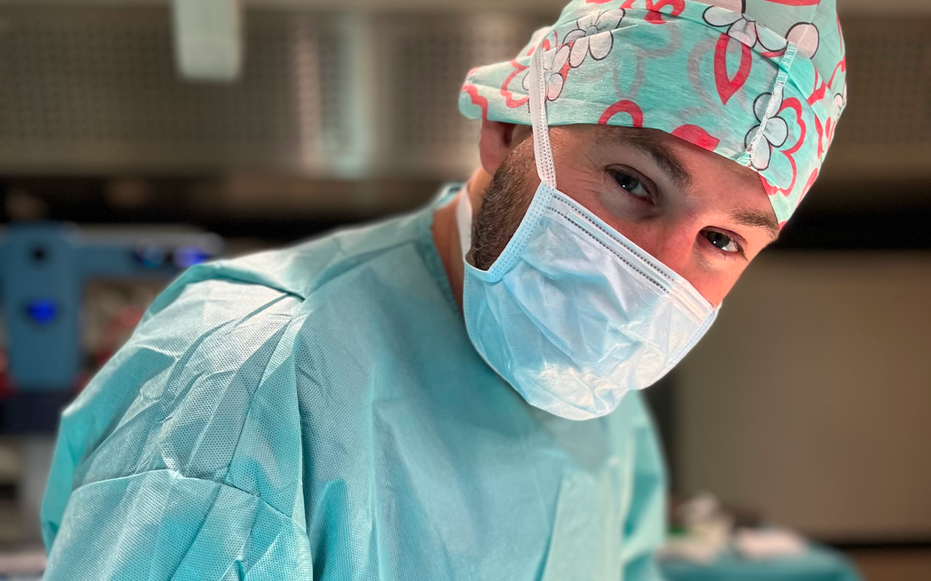 Dr Mikael Nicolai Chirurgien Esthetique Marseille IMG 4938